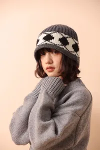Cozy vintage Nordic diamond pattern thick wool knit bucket hat for women in winter gray