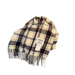 Écharpe chaude à carreaux élégante avec glands pour le style de mode automne hiver