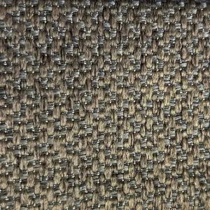 Vista macro que muestra la textura detallada de la tela de sofá de lino y poliéster tejida gruesa