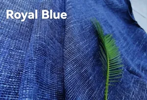 Dettaglio di tessuto ciniglia di cotone e lino blu reale con trama intrecciata per fai-da-te