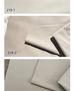Macrotextuur van beige kattenkrabbestendige waterdichte technische stof voor meubels