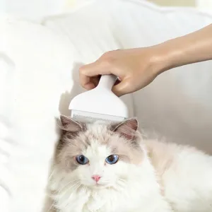 Professionelle weiße ergonomische Haustier-Unterfellbürste für langhaarige Katzen
