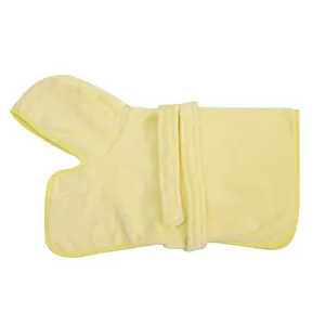 Albornoz suave amarillo de microfibra para mascotas con capucha y correa para perro y gato