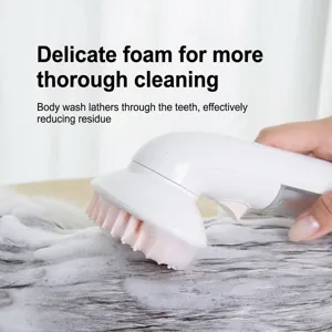 Brosse de bain massante électrique pour animaux avec poils en silicone pour mousser