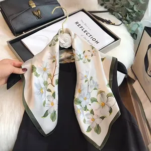 Vintage Floral Satin Square Scarf For Women French Elegant Niche Design Hair Band Neck Wrap Scarf Headwear Fashion Accessories