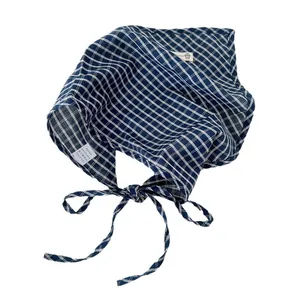 Foulard a triangolo in cotone a quadretti blu navy stile francese con chiusura a lacci
