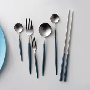 Elegant blue and silver 304 stainless steel cutlery set with Portuguese style round handles