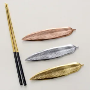 Creative leaf-shaped stainless steel chopstick rests and matching chopsticks set