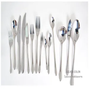 Set complet de couverts en acier inoxydable avec finition miroir et design élégant