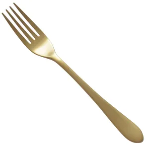 Fourchette élégante en acier inoxydable doré mat avec finition brossée pour le dîner