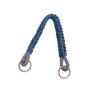 Cinturino intrecciato a mano per telefono e borraccia in blu e grigio metallizzato
