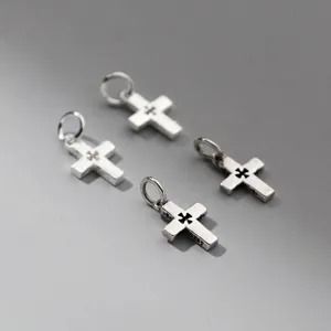 925 Argento Sterling Retrò Croce Ciondolo Solo Senza Catena per Gioielli DIY Traforato Vintage Argento Materiali