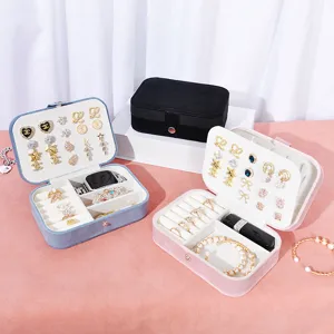 Élégante boîte à bijoux portable en velours à double couche pour bagues et boucles d'oreilles
