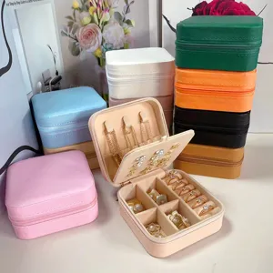 Boîtes de rangement à bijoux portables colorées pour bagues et boucles d'oreilles
