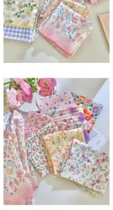 Surtido de bufandas de algodón y lino con estampado floral al estilo pastoral francés