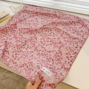 Elegant 100% cotton floral print square scarf with delicate lace trim for women fashion