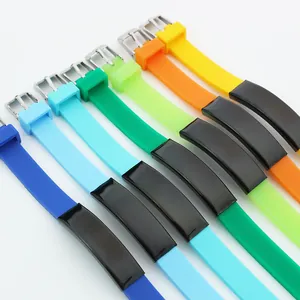 Weiches Silikon-Armband in mehreren Farben mit gravierbarer schwarzer Stahlplatte