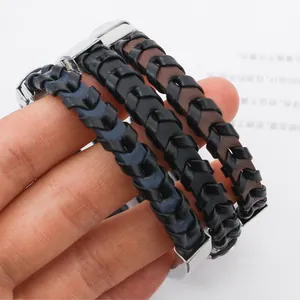 Dreiteiliges Set geflochtener Lederarmbänder mit Edelstahlverschluss für Herren
