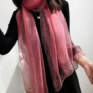 Foulard élégant en soie rose avec motif étoilé en strass pour femme, châle léger et chic