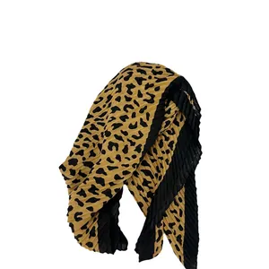 Elegant 90cm leopard print pleated cotton-linen square scarf and shawl for women