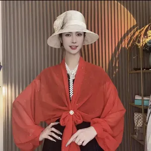 Modisches rotes Pailletten-Chiffon-Sonnenschutz-Tuch mit eleganten weiten langen Ärmeln