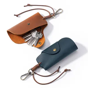 Retro Crazy Horse leather car key case organizer with secure snap button closure