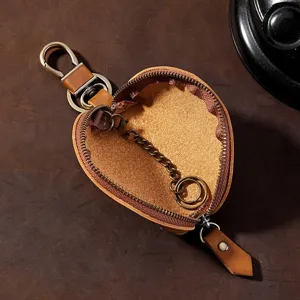 Premium Retro-Autoschlüsseltasche aus Crazy-Horse-Leder mit Kette und Reißverschluss