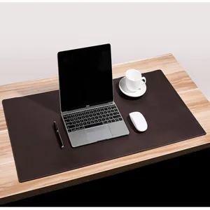Grand sous-main en cuir de vachette marron foncé de qualité pour bureau avec ordinateur