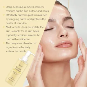 Model applying HOYGI gentle glycerine cleansing oil for deep facial makeup removal