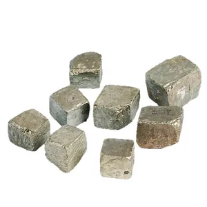 Natürliche kubische Pyritkristalle als Rohmineralien für den Geologieunterricht im Set