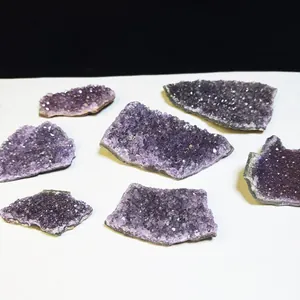 Cluster di Ametista Naturale dell'Uruguay Esemplare di Pietra Grezza Viola Per Creazione di Gioielli Fai-da-te Guarigione Smagnetizzazione Casa Ufficio Tavolo Decorazione Cluster di Cristallo Naturale Regalo