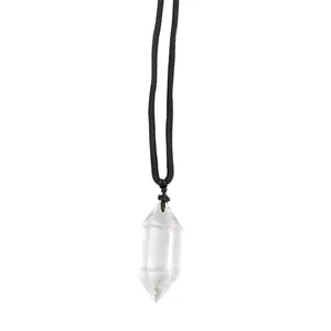 Pendentif prisme en cristal hexagonal à double pointe sur cordon noir collier d'énergie.