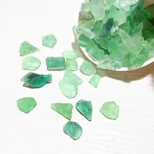 Hochwertige natürliche grüne Fluorit-Rohsteine für Aromatherapie und Heimdekoration