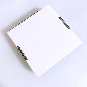 Boîte cadeau carrée en carton ondulé blanc pour grappe de cristal d'améthyste naturelle
