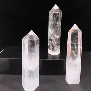 Colonnes de cristal de quartz clair naturel avec pointes hexagonales pour bureau