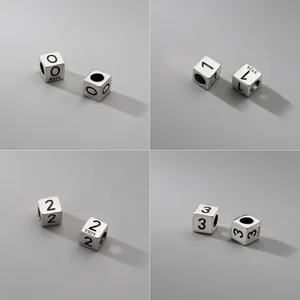 Cuentas espaciadoras de cubo de plata 925 vintage de 5mm con números grabados 0-3.