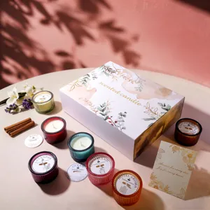 7-Tage-Duftkerzen-Geschenkset aus Sojawachs in bunten Gläsern mit eleganter Blumenbox-Verpackung
