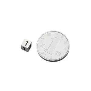 Cuentas de cubo de 5mm en plata S925 antigua con grabado número 1 para joyería DIY