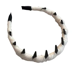 Elegante diadema ondulada de lana blanca otoño-invierno con dientes antideslizantes
