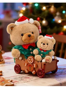 Close-up van twee schattige kerstteddyberen met feestelijke kerstmutsen in een speelgoedwagen