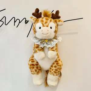 Zaino in peluche a forma di giraffa con corna di renna e colletto di pizzo per bimbi.