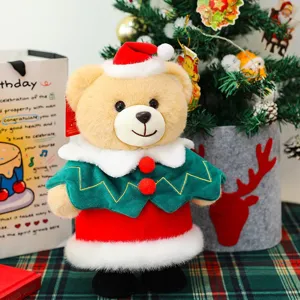 Simpatico orsetto di peluche natalizio in piedi con abito festivo per regalo di Natale