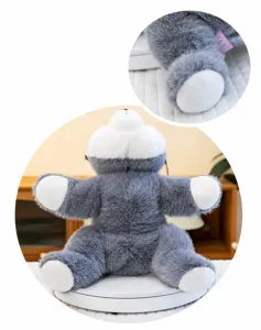 Detalle de peluche de husky con relleno de cuentas en extremidades y barriga.