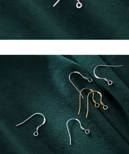 Nahaufnahme von S925 Sterlingsilber-Ohrhaken mit feiner Metallstruktur und Hallmarks