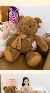 Peluche ours en peluche marron mignon avec un grand nœud papillon et fourrure douce détail