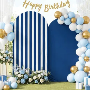 Coperture per archi a strisce blu scuro e bianche per scenografie di compleanno