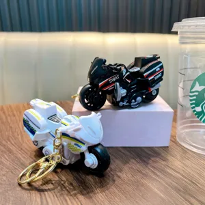 Portachiavi moto della polizia modello giocattolo a frizione per chiavi e idee regalo creative