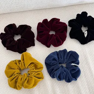 Retro Velvet Scrunchies For Women Elegant Solid Color Hair Ties Large Hair Bands Autumn Winter Hair Accessories Gifts