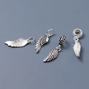 Detail van S925 sterling zilveren engelenvleugel bedels voor handgemaakte sieraden