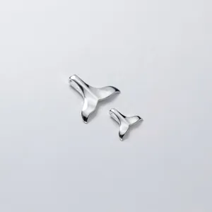 Piondoli a coda di balena in argento 925 in due dimensioni per accessori gioielli DIY
